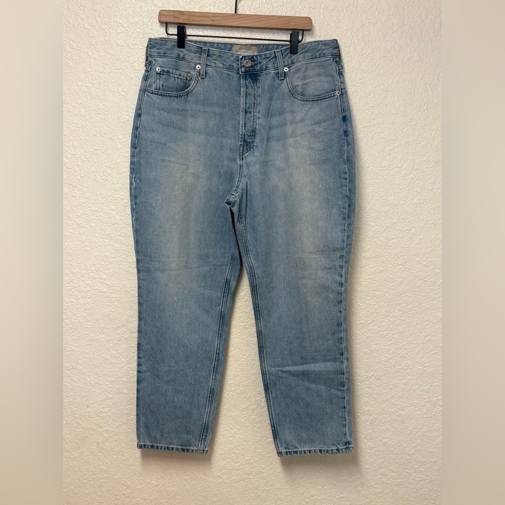 NWT EVERLANE Light Wash Curvy The 90’s Cheeky Straight Jeans Size 33